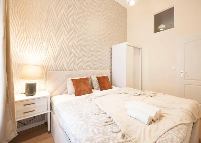 Cozy Boulevard Apartment In The Heart Of Budapest